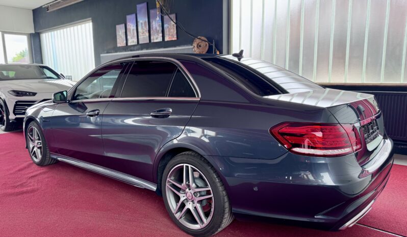 Mercedes-Benz E 500 Limousine AMG Line 4Matic Distronic 360° Airmatic voll