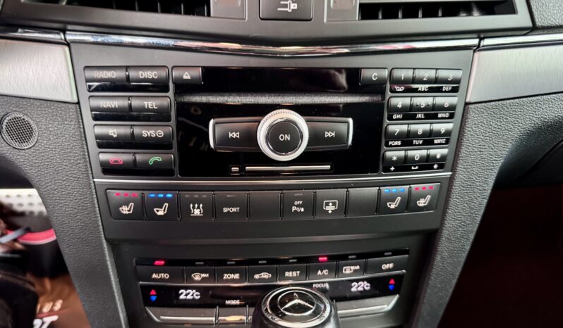 Mercedes-Benz E 500 Coupe AMG Line Pano Distronic Comand Kamera voll