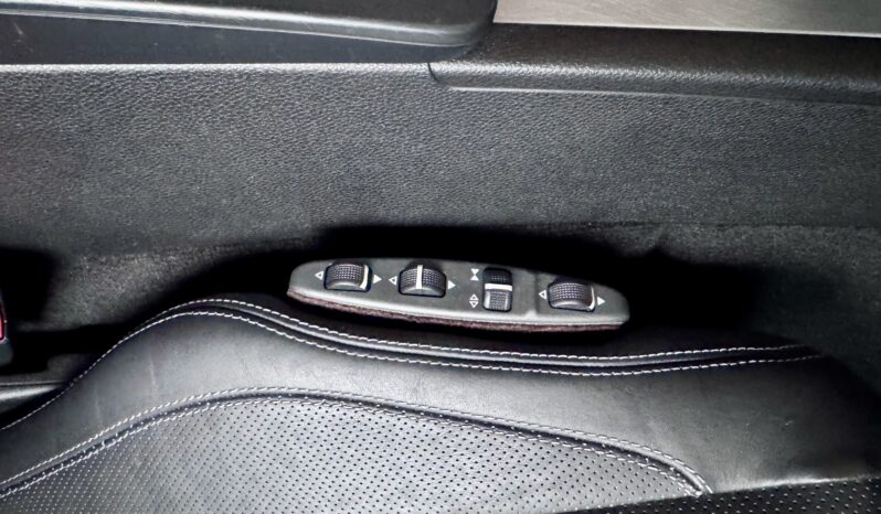 Mercedes-Benz E 500 Coupe AMG Line Pano Distronic Comand Kamera voll