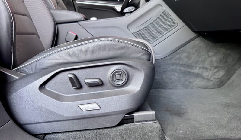 Volkswagen Touareg R-Line Black Luft Pano ACC 360° 21 Zoll voll