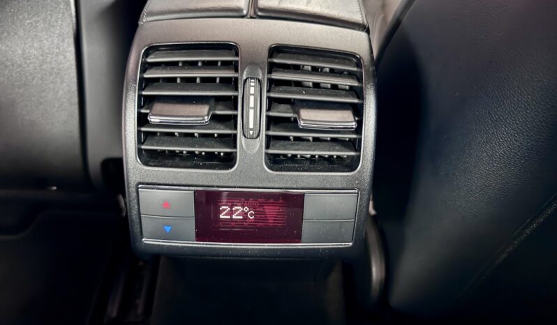 Mercedes-Benz E 500 Coupe AMG Line Pano Distronic Comand Kamera voll
