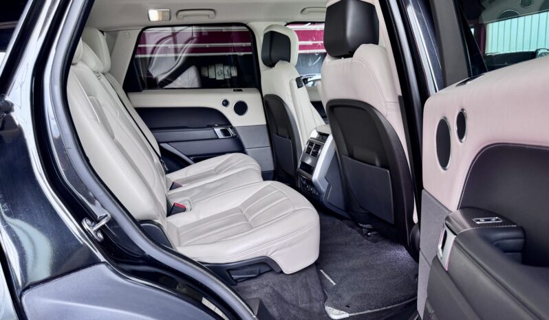 Land Rover RangeRover Sport HSE Dynamic Pano Matrix Luft 22 Zoll voll