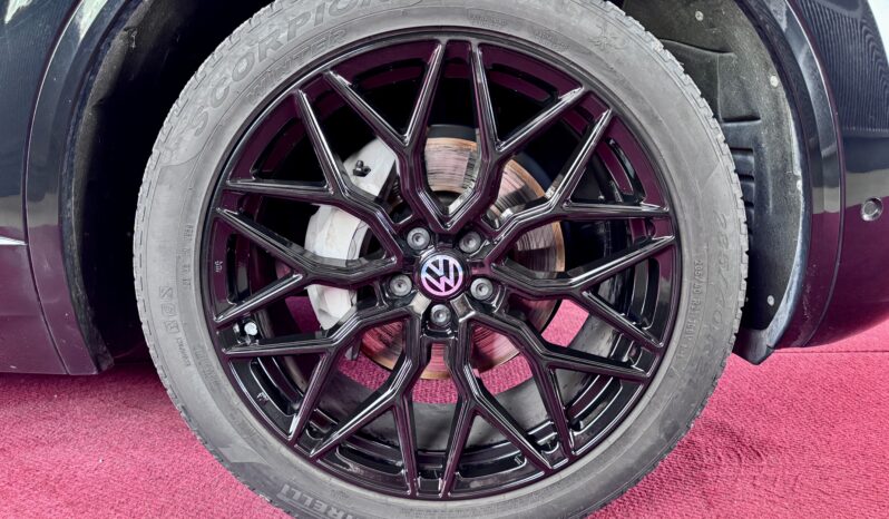 Volkswagen Touareg R-Line Black Luft Pano ACC 360° 21 Zoll voll