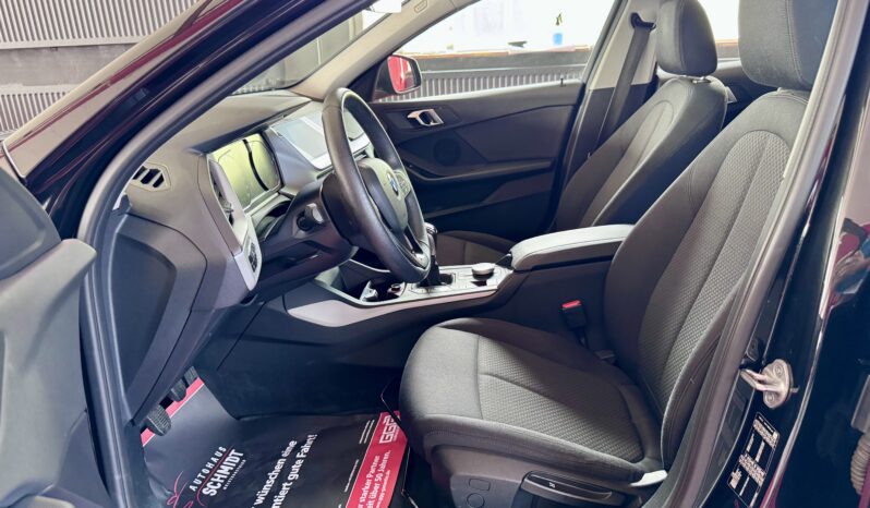 BMW 116d Advantage F40 Navi PDC Mehrwertsteuer 16 Zoll voll