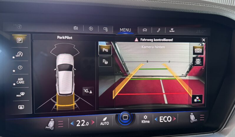 Volkswagen Touareg R Line Pano Luft Virtual ACC Matrix 21 Zoll voll