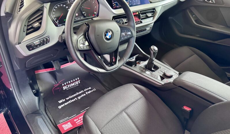 BMW 116d Advantage F40 Navi PDC Mehrwertsteuer 16 Zoll voll