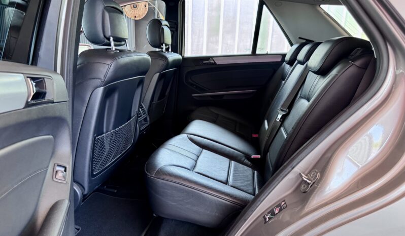 Mercedes-Benz ML 320 CDI 4Matic Sportpaket AHK Kamera Glasdach voll
