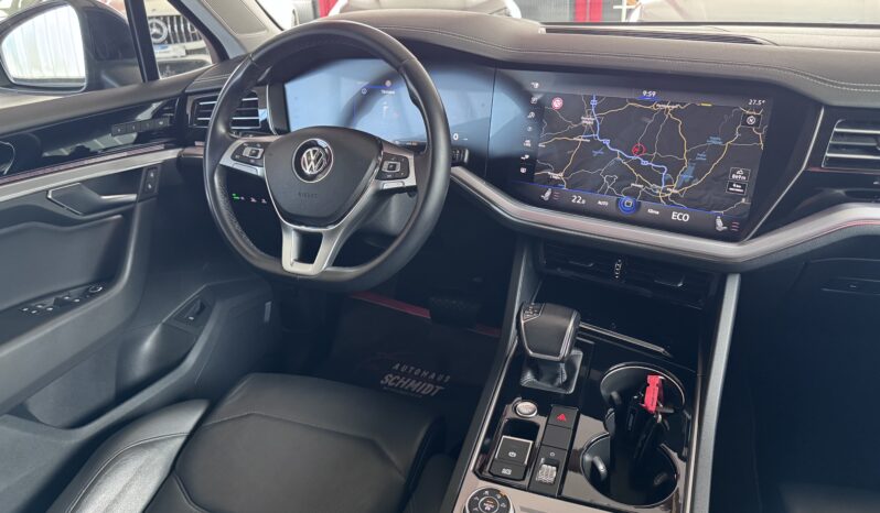 Volkswagen Touareg R Line Pano Luft Virtual ACC Matrix 21 Zoll voll