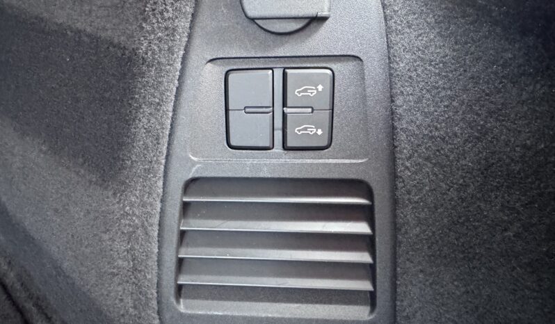 Volkswagen Touareg R Line Pano Luft Virtual ACC Matrix 21 Zoll voll