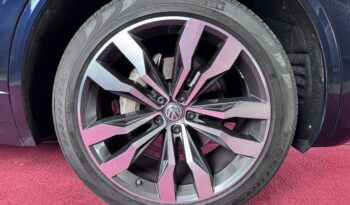 Volkswagen Touareg R Line Pano Luft Virtual ACC Matrix 21 Zoll voll