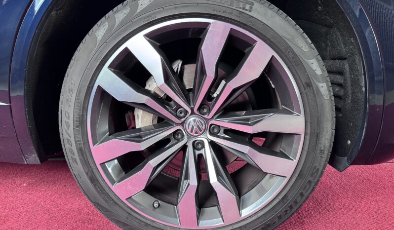 Volkswagen Touareg R Line Pano Luft Virtual ACC Matrix 21 Zoll voll
