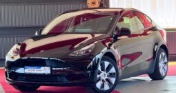 Tesla ModelY LongRange Dual AWD Schwarz Schwarz Steuer