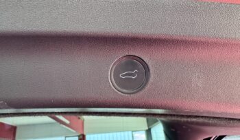 Tesla Model Y Long Range Dual AWD Schwarz Steuer voll