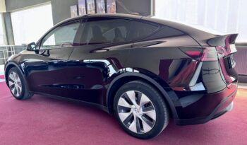 Tesla Model Y Long Range Dual AWD Schwarz Steuer voll
