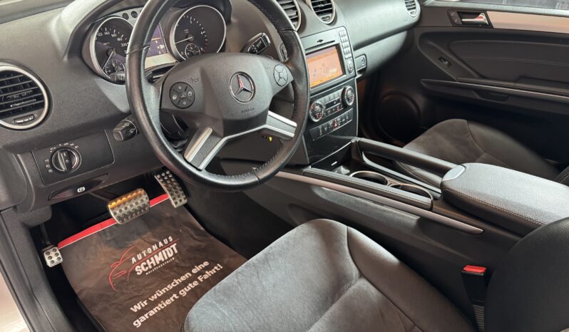 MERCEDES-BENZ ML 320 CDI Mopf 4 Matic AHK Kamera Airmatic Sportpaket voll