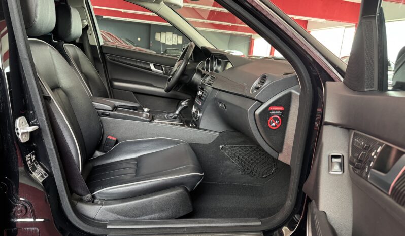 Mercedes-Benz C 300 CDI 4Matic Standheizung Memory ILS Keyless voll