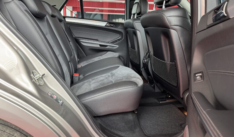 MERCEDES-BENZ ML 320 CDI Mopf 4 Matic AHK Kamera Airmatic Sportpaket voll
