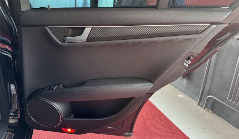 Mercedes-Benz C 300 CDI 4Matic Standheizung Memory ILS Keyless voll