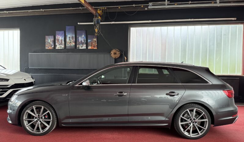 AUDI S4 Avant 3.0 TFSI Pano Virtual Matrix ACC B&O 19 Zoll voll