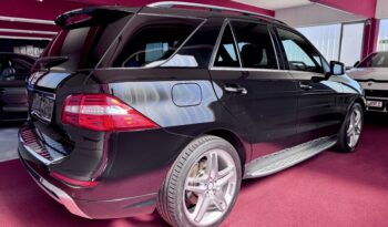 Mercedes-Benz ML 350 CDI AMG Line Offroad AHK Pano Standheiz voll