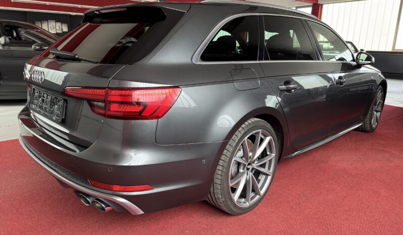 AUDI S4 Avant 3.0 TFSI Pano Virtual Matrix ACC B&O 19 Zoll voll