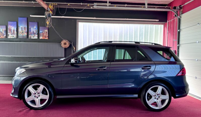 Mercedes-Benz GLE 350d AMG Line Glasdach AHK Night Distronic voll