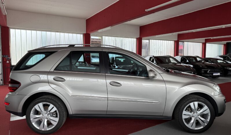 MERCEDES-BENZ ML 320 CDI Mopf 4 Matic AHK Kamera Airmatic Sportpaket voll