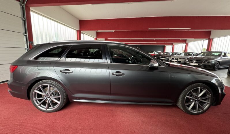 AUDI S4 Avant 3.0 TFSI Pano Virtual Matrix ACC B&O 19 Zoll voll
