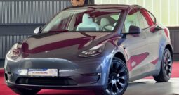 TESLA Model Y Long Range Dual AWD AHK 20 Zoll Steuer