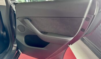 TESLA Model Y Long Range Dual AWD AHK 20 Zoll Steuer voll