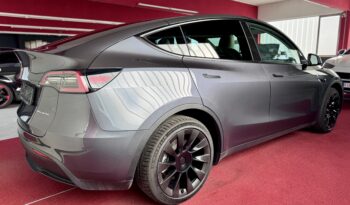 TESLA Model Y Long Range Dual AWD AHK 20 Zoll Steuer voll