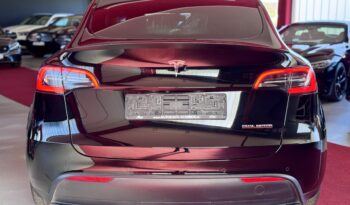 TESLA Model Y Performance Dual AWD All Black Steuer 21 Zoll voll